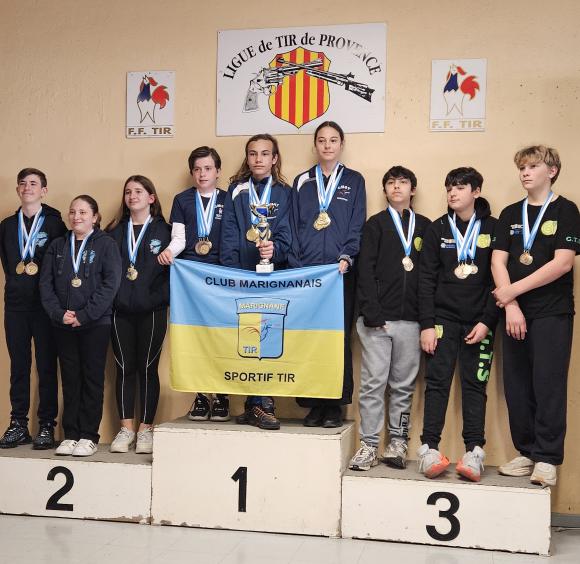EQUIPE MINIME CHAMPIONNE DES BdR 2025 Pistolet Olympique 10 M -Pistolet 3-7 .jpg