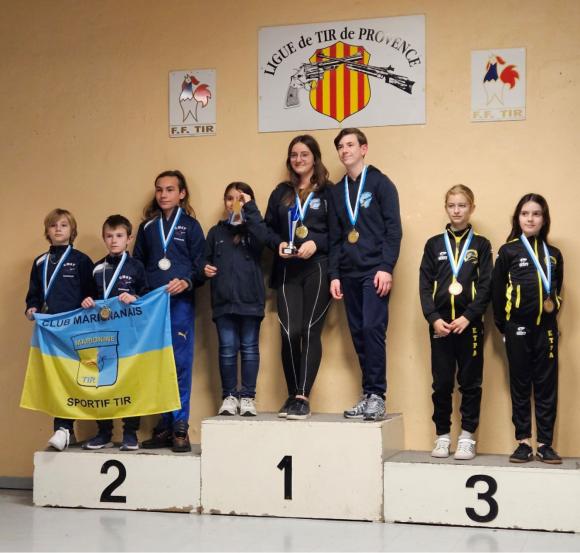 PODIUM CHAMP.DEPARTEMENTAL CLUBS ECOLE DE TIR PISTOLET OLYMPIQUE 10 M 2025 .JPG
