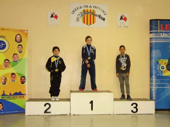 TIMEO KIENG CHAMPION DES BDR PISTOLET OLYMPIQUE 10 M 2017.jpg